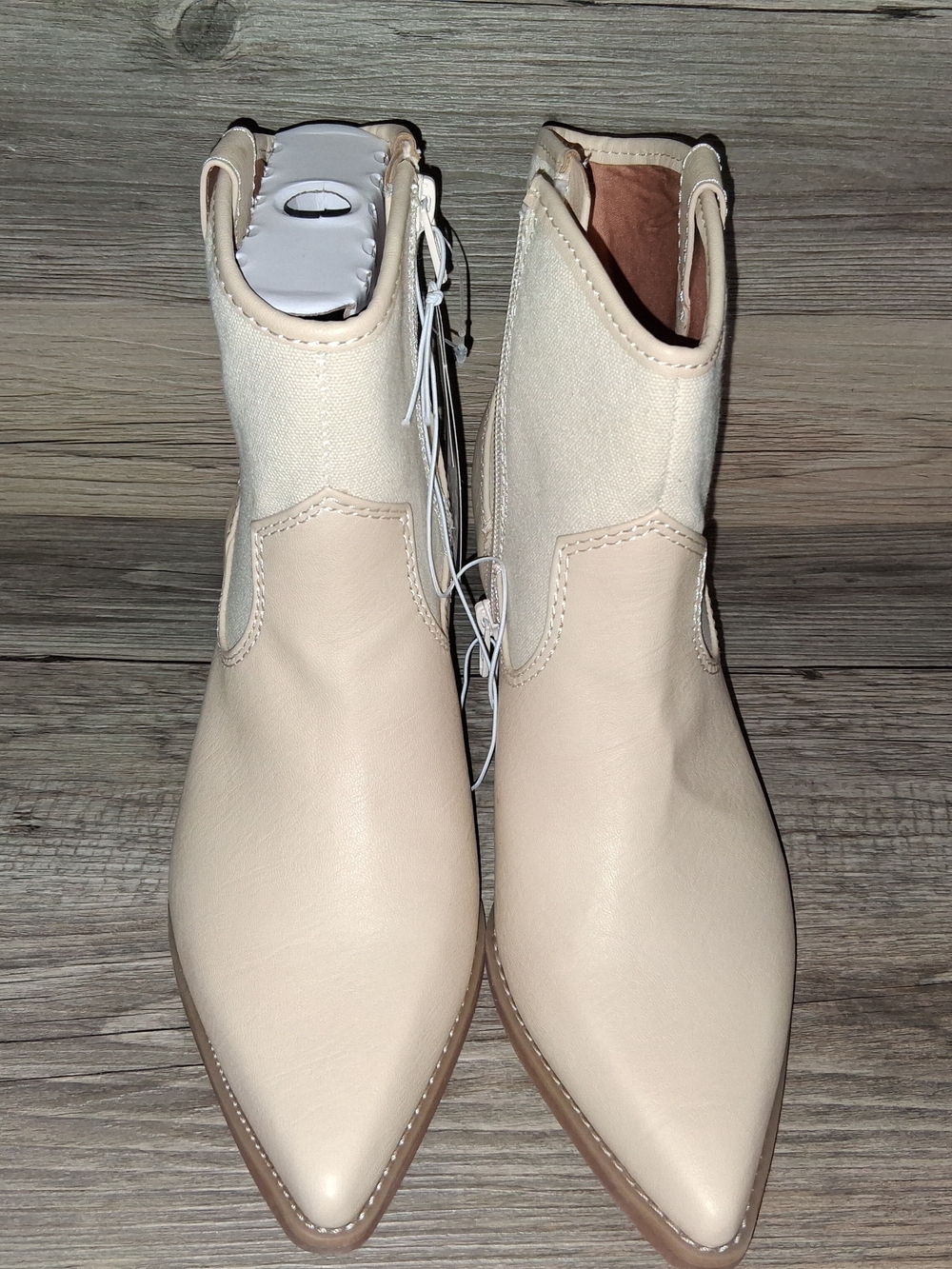 Women’s Pointed Toe Ankle Boots - Cream